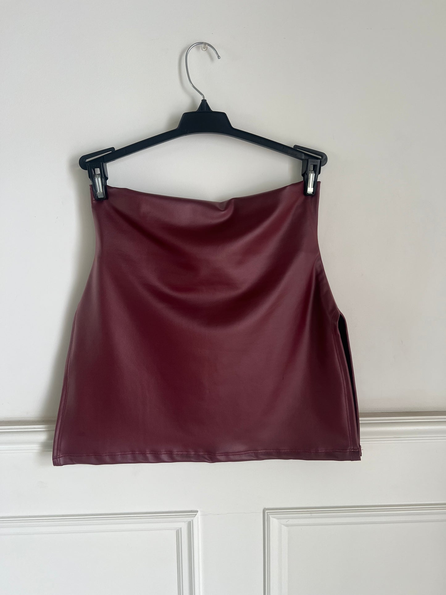 FAUX LEATHER TUBE TOP