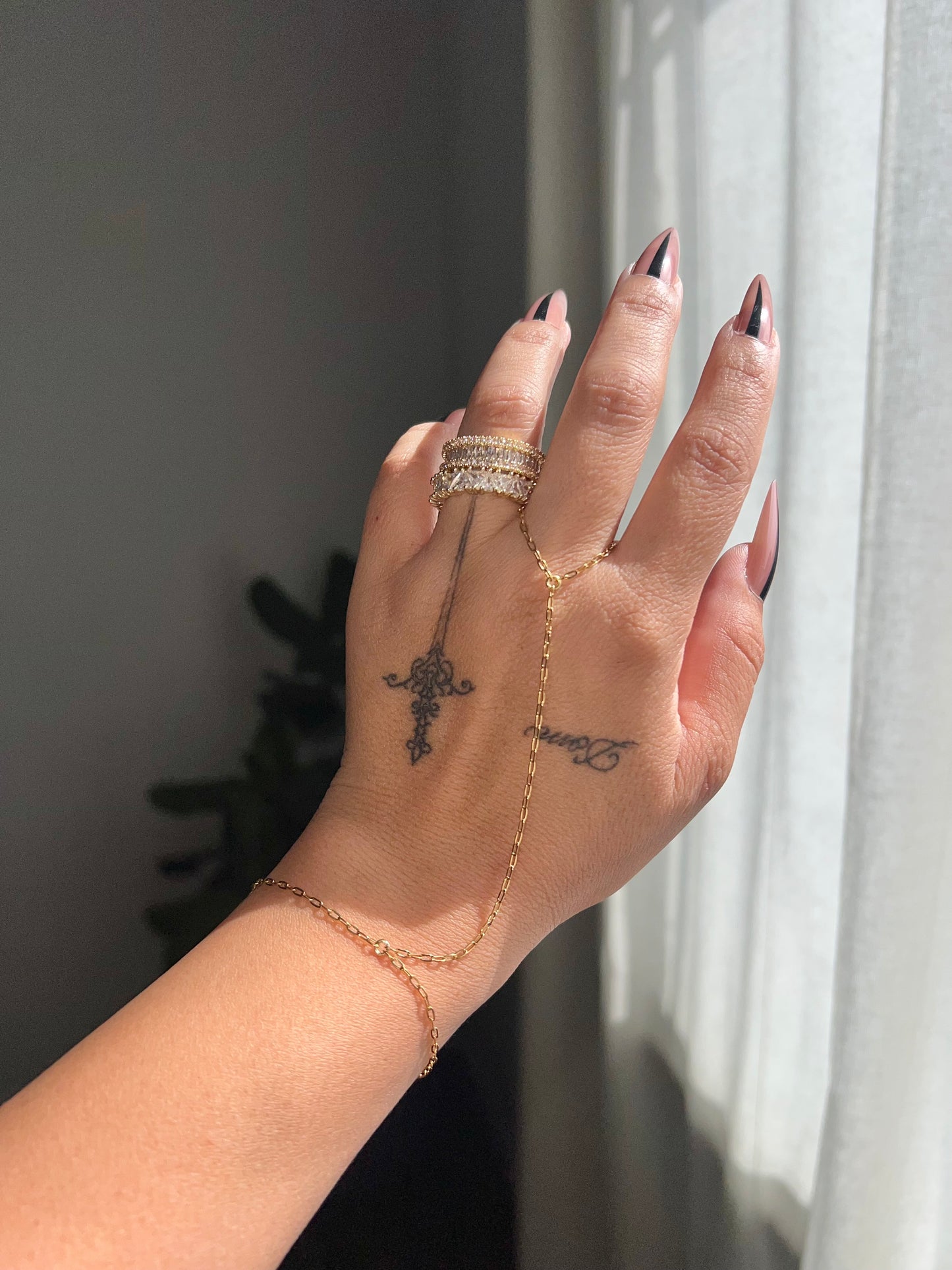 18K Gold Plated Stainless Steel Paper Clip Hand Chain Bracelet | Minimalist Dainty Jewelry