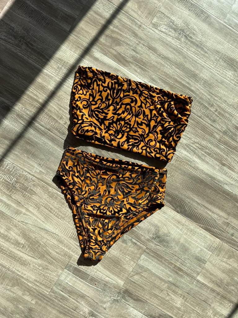 ANTIQUE PATTERN SHEER | VELVET SET