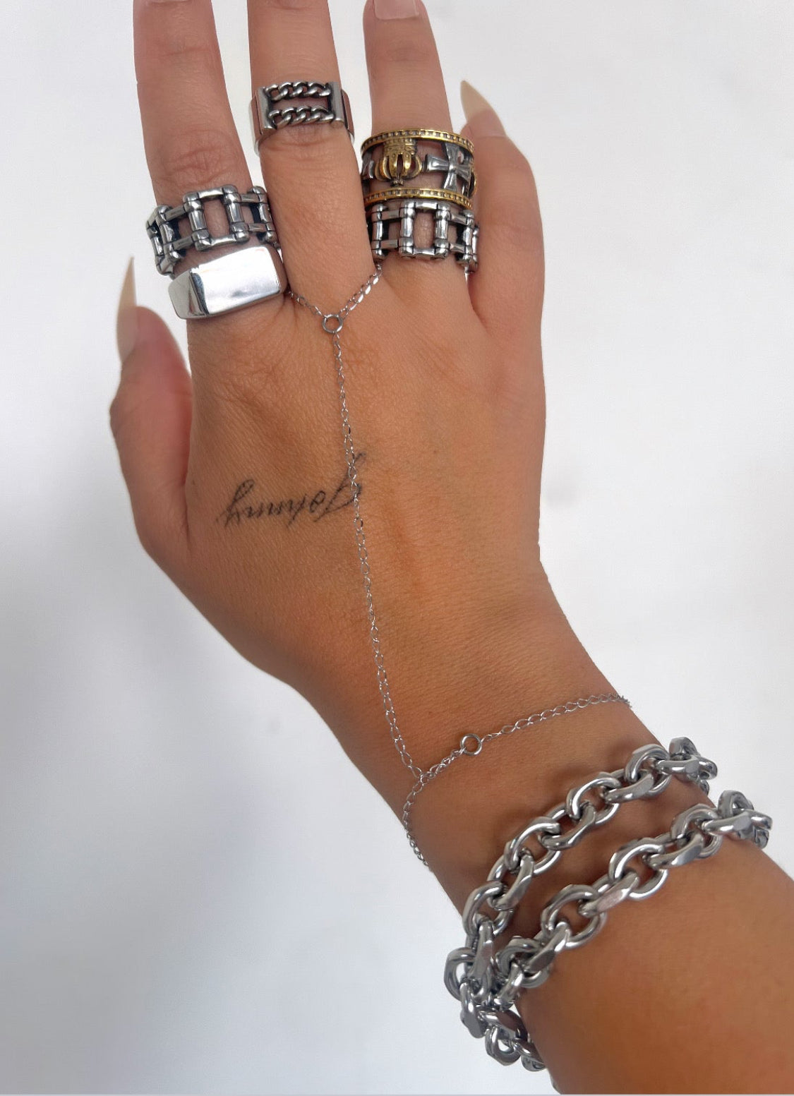 STAINLESS STEEL HAND CHAIN
