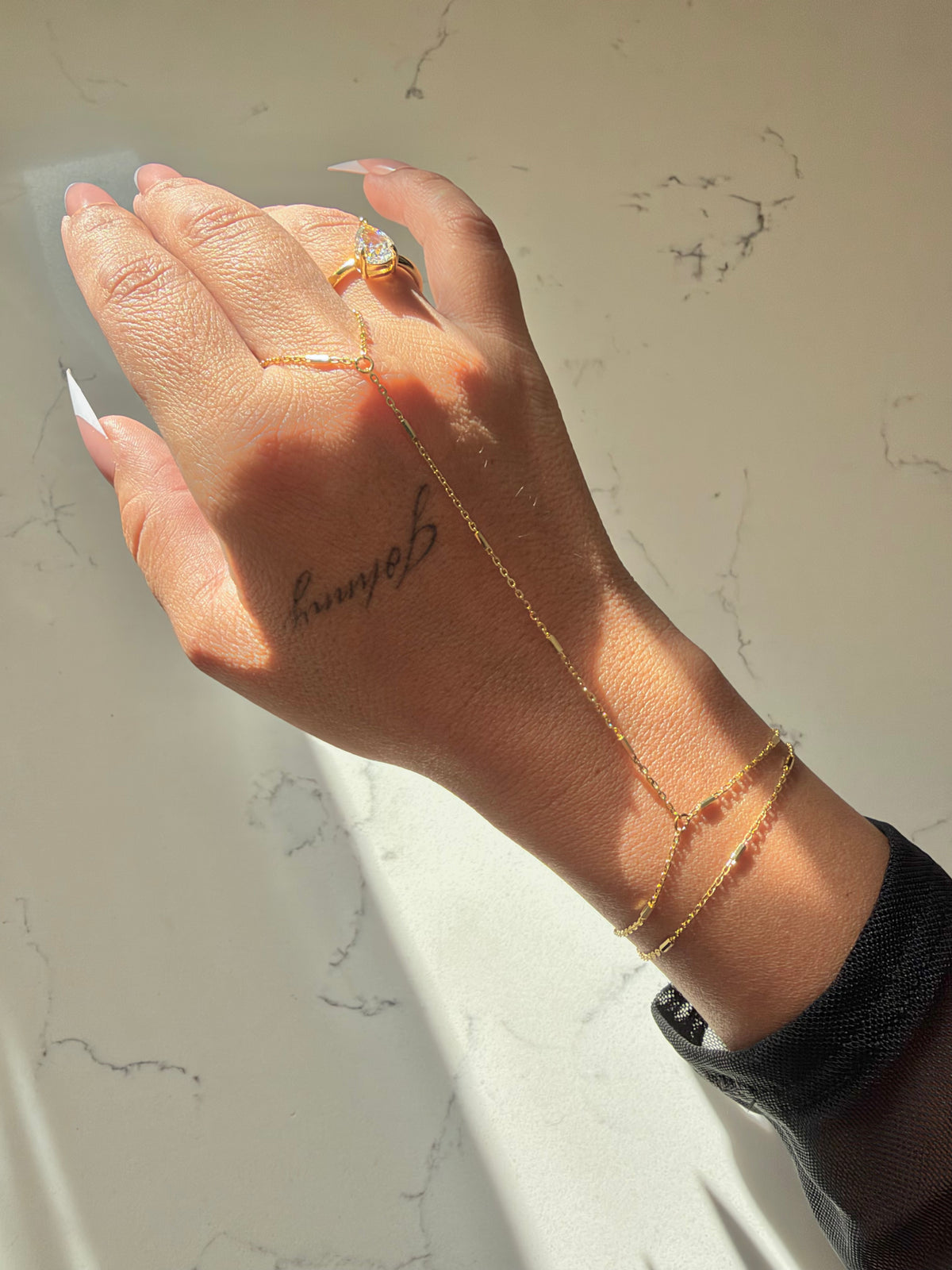 18K Gold Bar Link hand chain