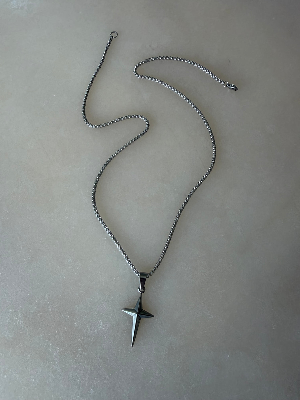 DAGGER CROSS NECKLACE