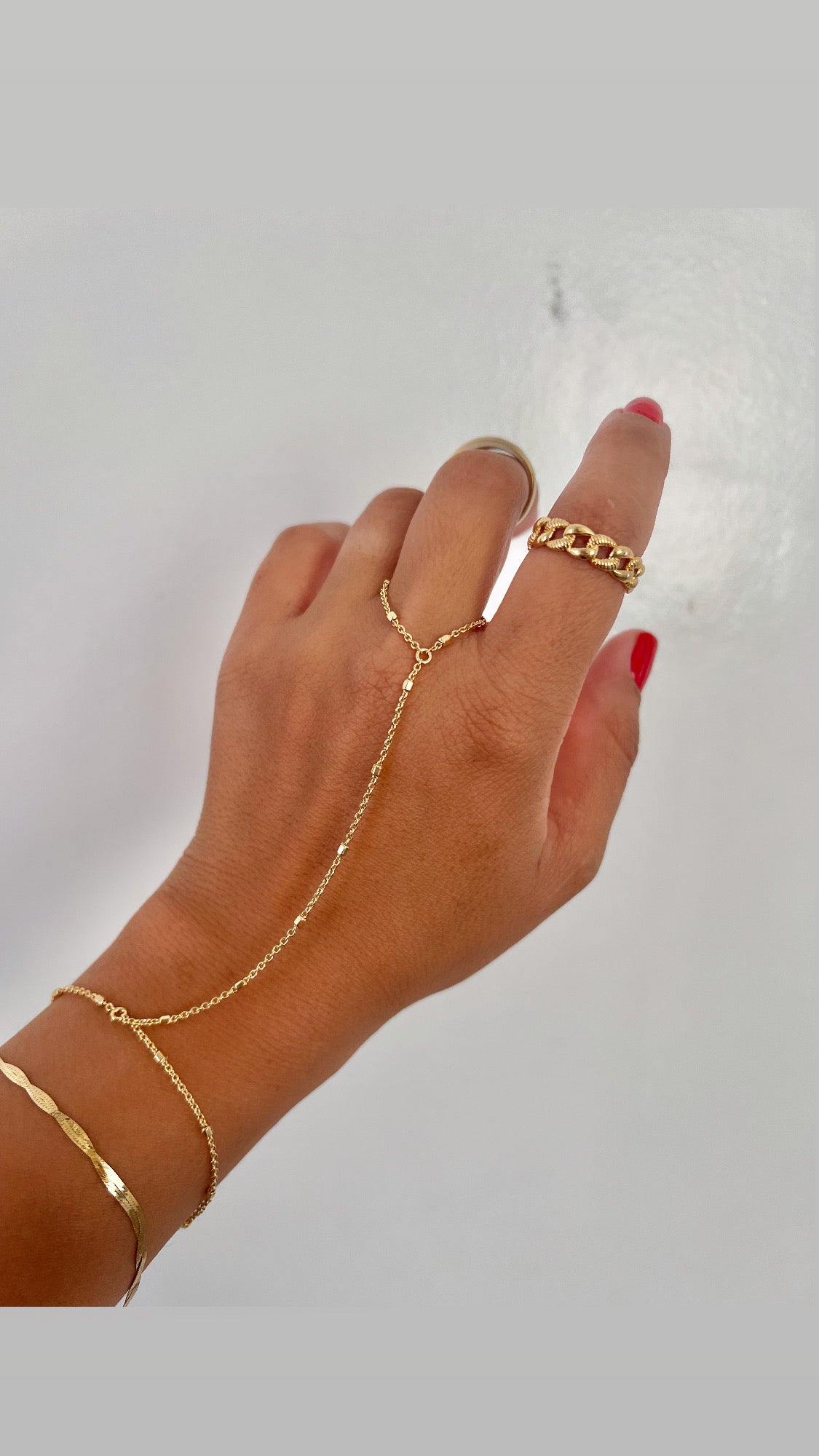 18K GP HAND CHAIN | HANDLET BRACELET