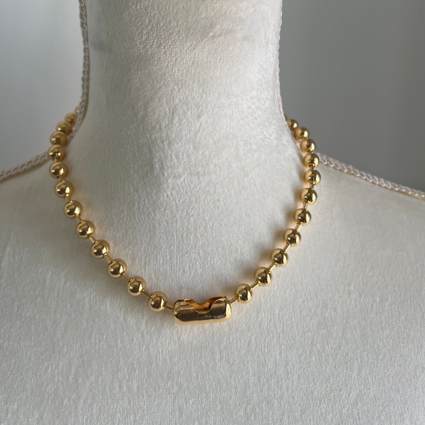 18K GOLD PLATED BALL CHAIN CHOKER