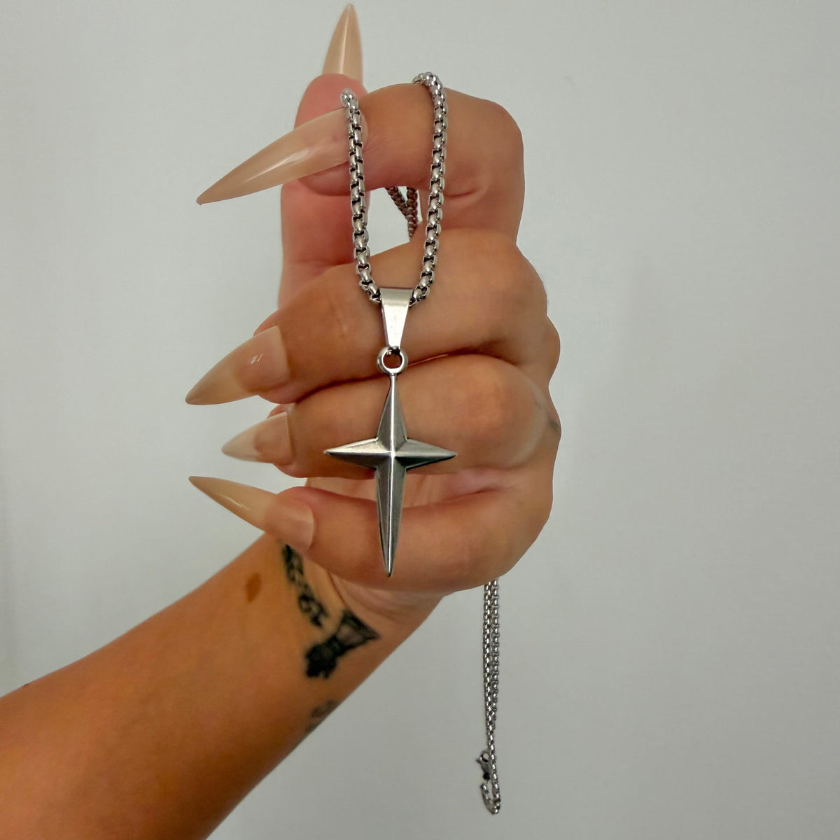DAGGER CROSS NECKLACE