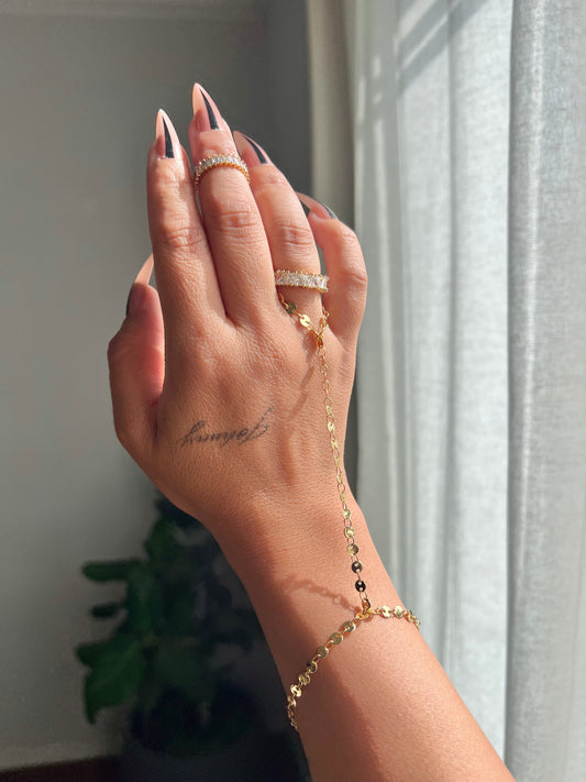 18K Gold Plated Disc Bracelet | Minimalist Stainless Steel Hand Chain