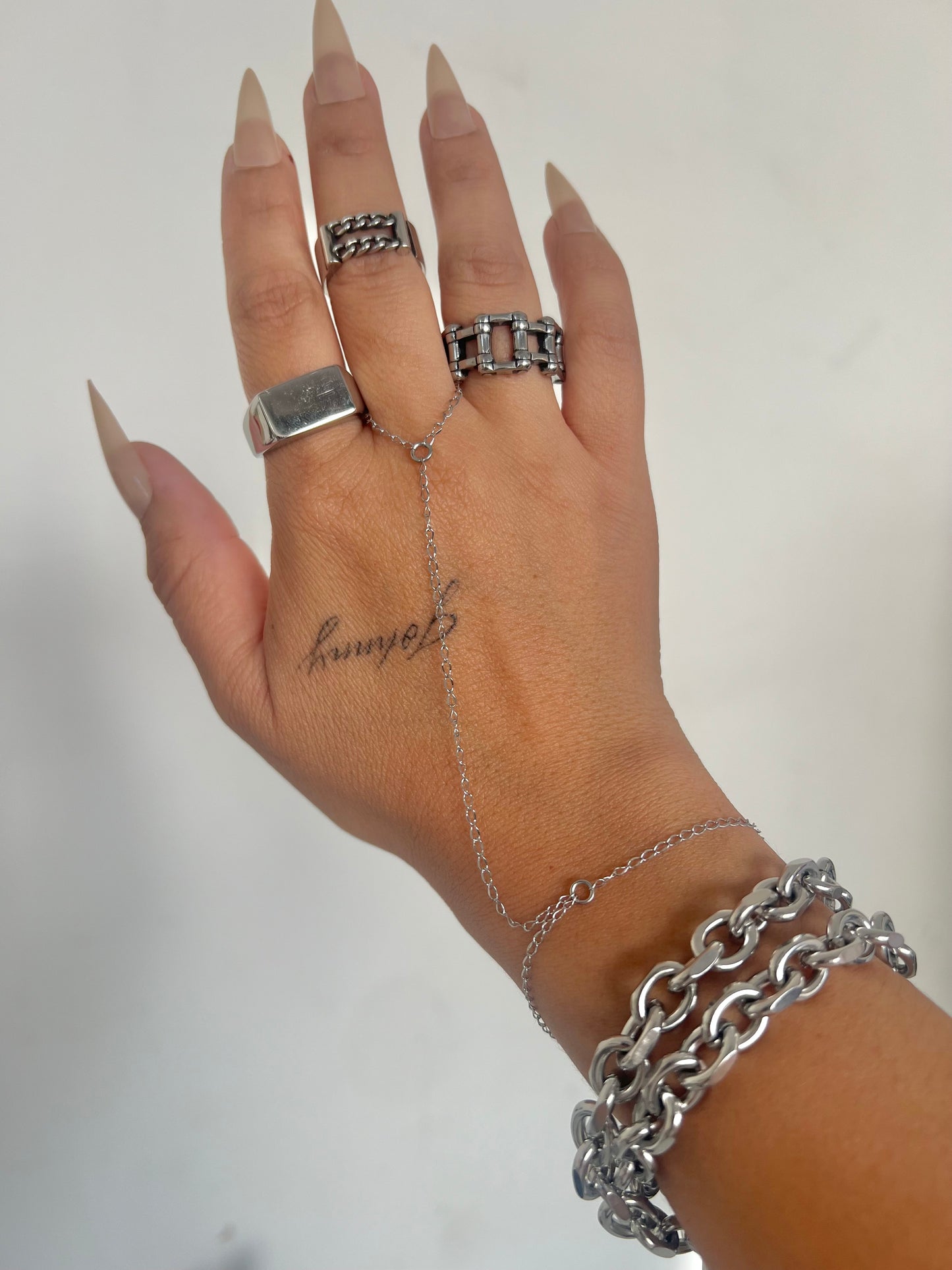 STAINLESS STEEL HAND CHAIN