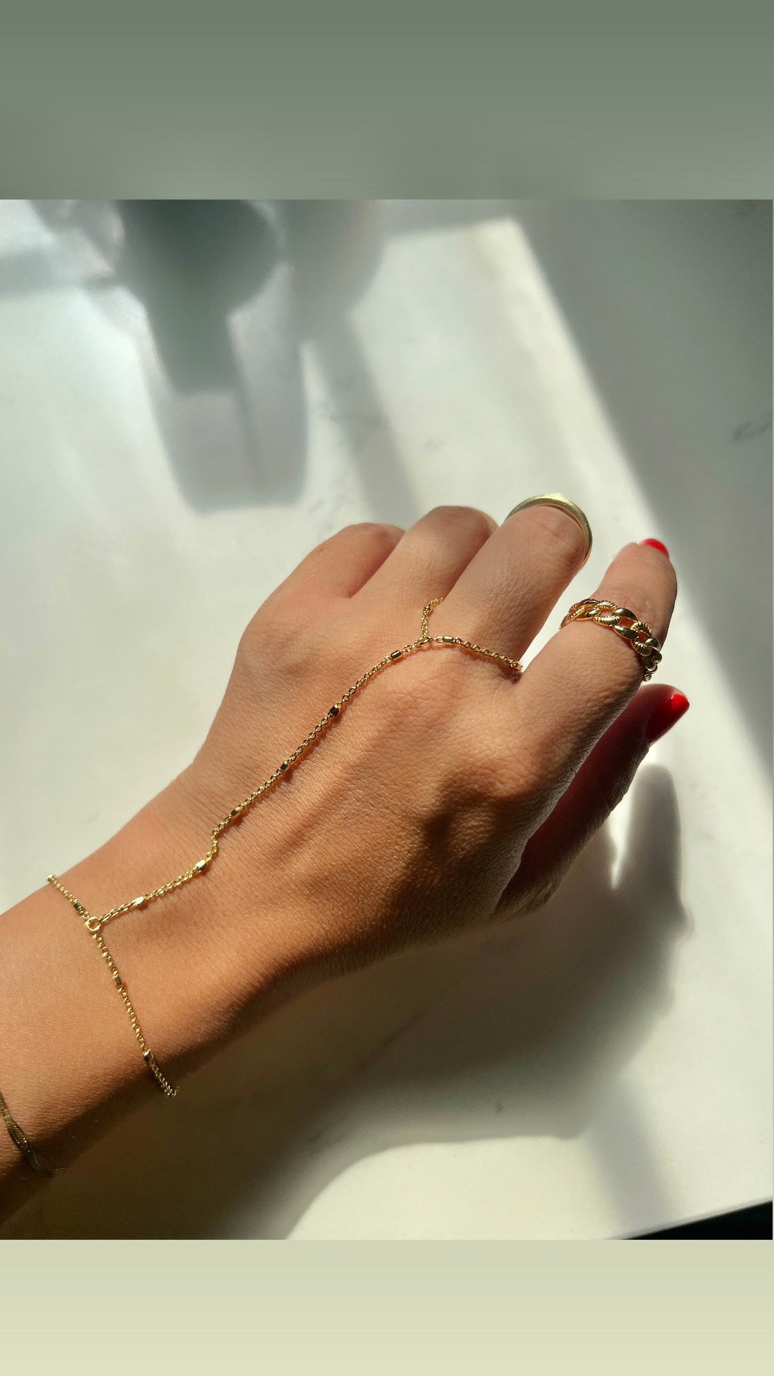 18K GP HAND CHAIN | HANDLET BRACELET