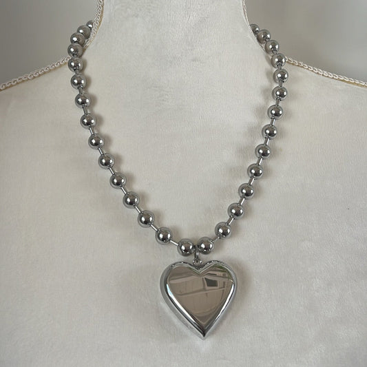 PUFFY HEART BALL CHAIN CHOKER NECLACE